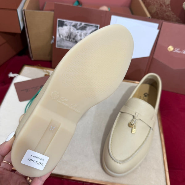 LP 25C Summer Charms Walk Loafer Faded Yellow Calfskin 212597