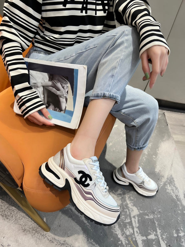 cc trainer pelle di vitello nera rete bianca