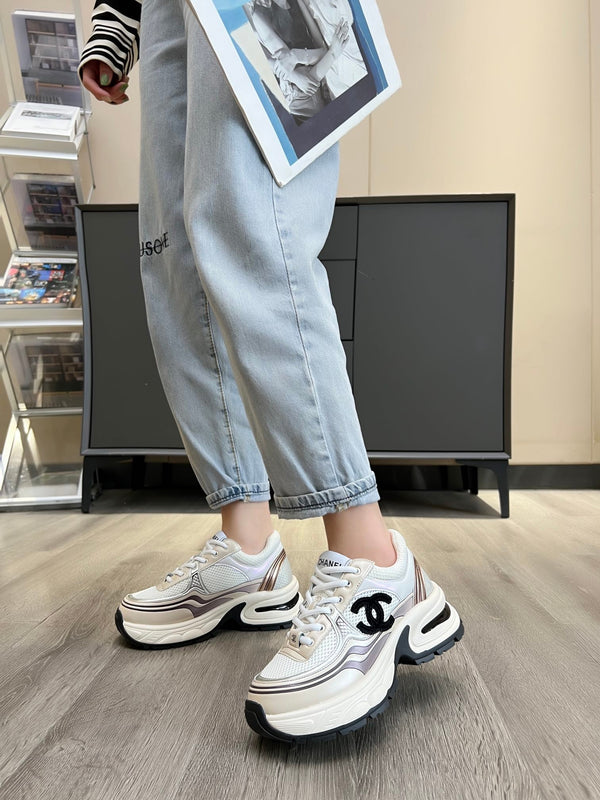 cc trainer pelle di vitello nera rete bianca