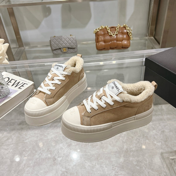 CC Sneaker Beige Suede Wool Lining