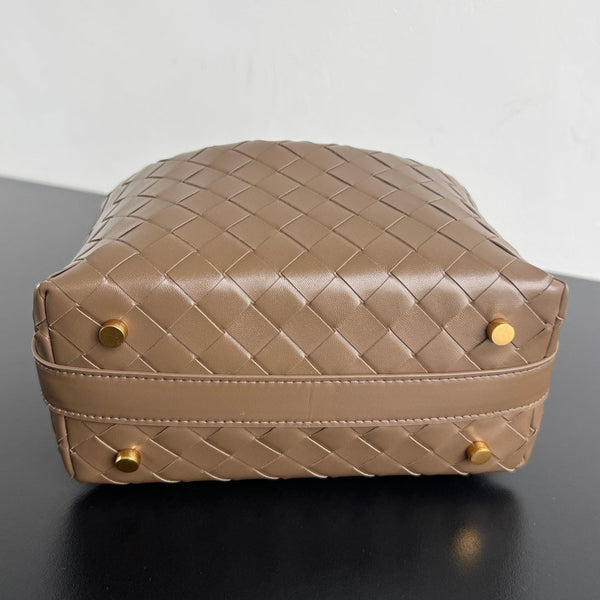 BORSA WALLACE 22 IN PELLE DI VITELLO MARRONE