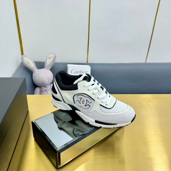 sneaker da donna cc in tweed di lana bianco nero e pelle di vitello scamosciata viola chiaro 137579