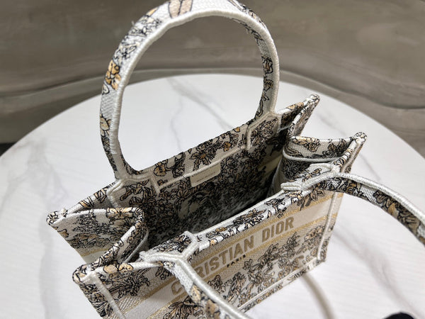 Borsa porta CD e libri 26,5 in tela beige bianca