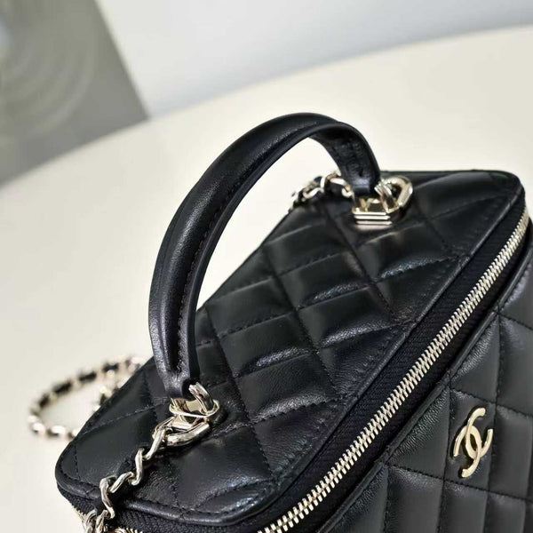 CC 26s Vanity Case Black Quilted Lambskin 286289