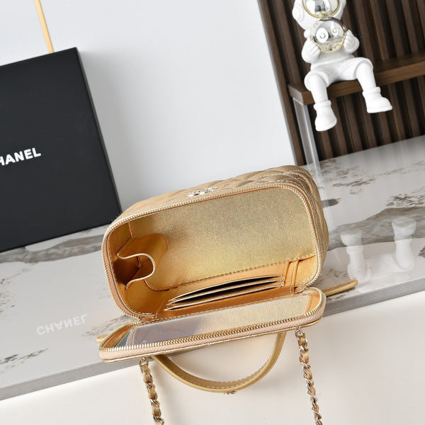CC 25C Vanity Case Cuir Caviar Métallisé Or 286276