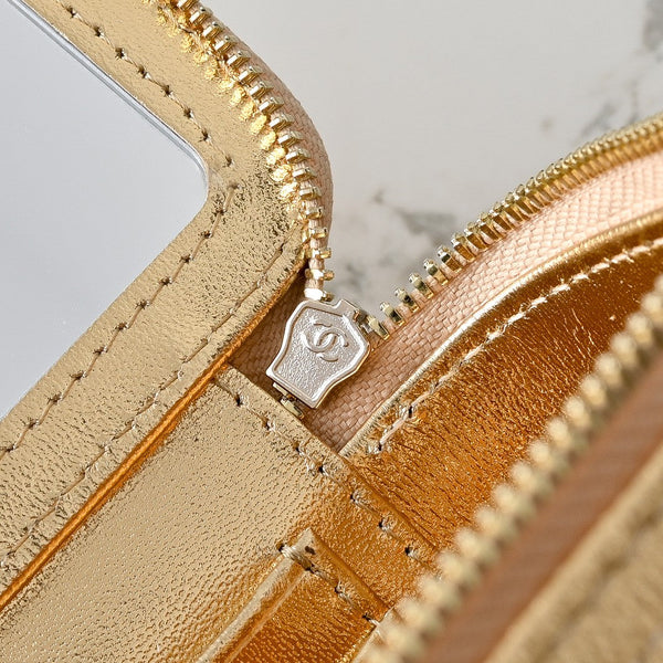 CC 25C Vanity Case Cuir Caviar Métallisé Or 286276