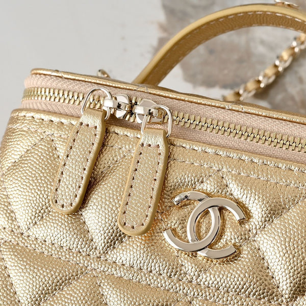 CC 25C Vanity Case Cuir Caviar Métallisé Or 286276