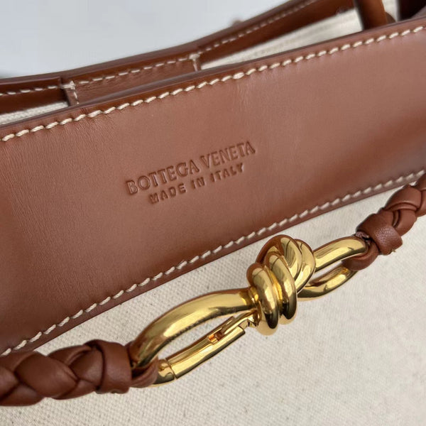 bv medium andiamo 32 marrone pelle di agnello tela bianca