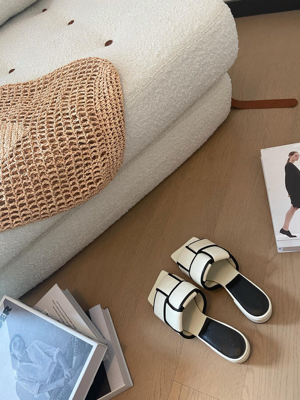 patch mule 35 white black cotton