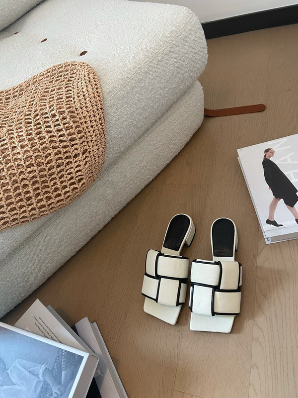 patch mule 35 white black cotton