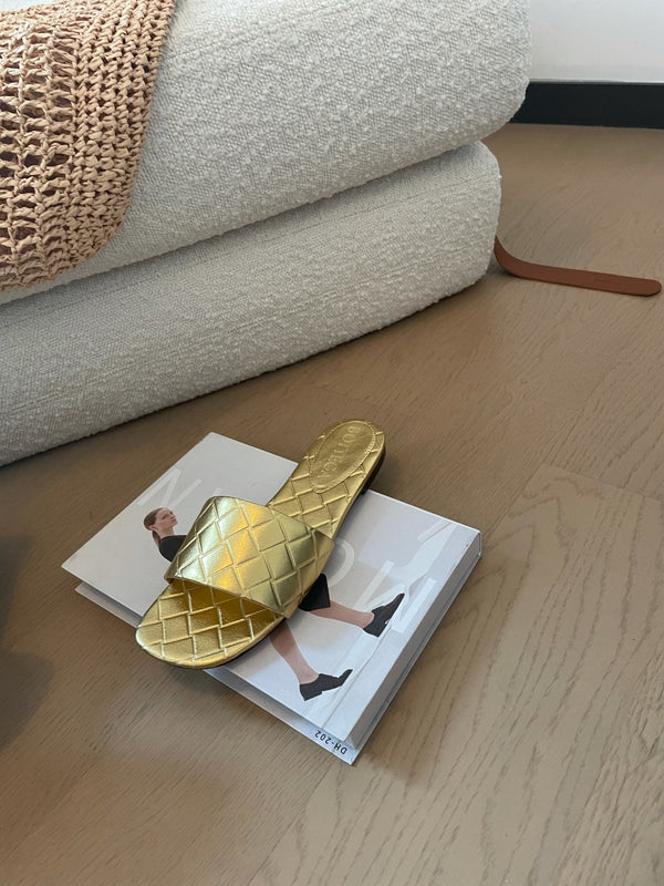 amy flat mule gold metalic lambskin