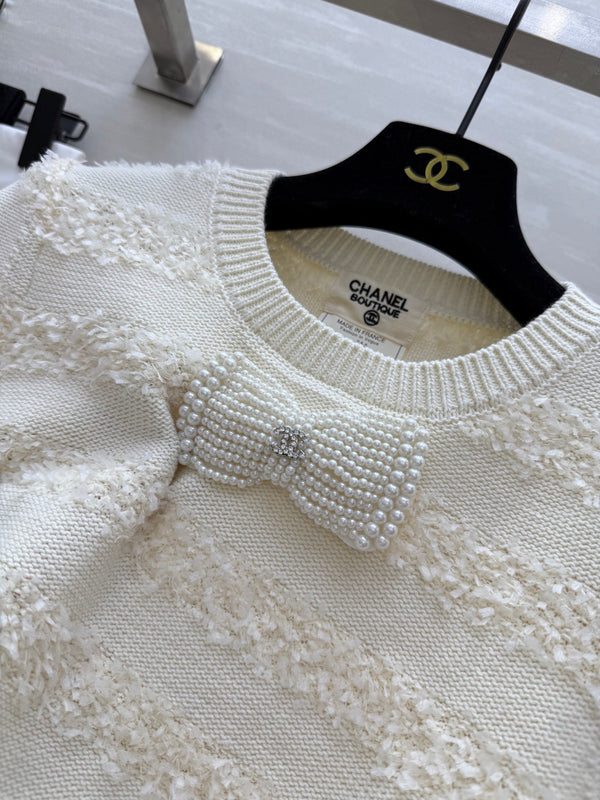 CC Short Sleeve Knitted T-shirt Ivory Imported Fabric