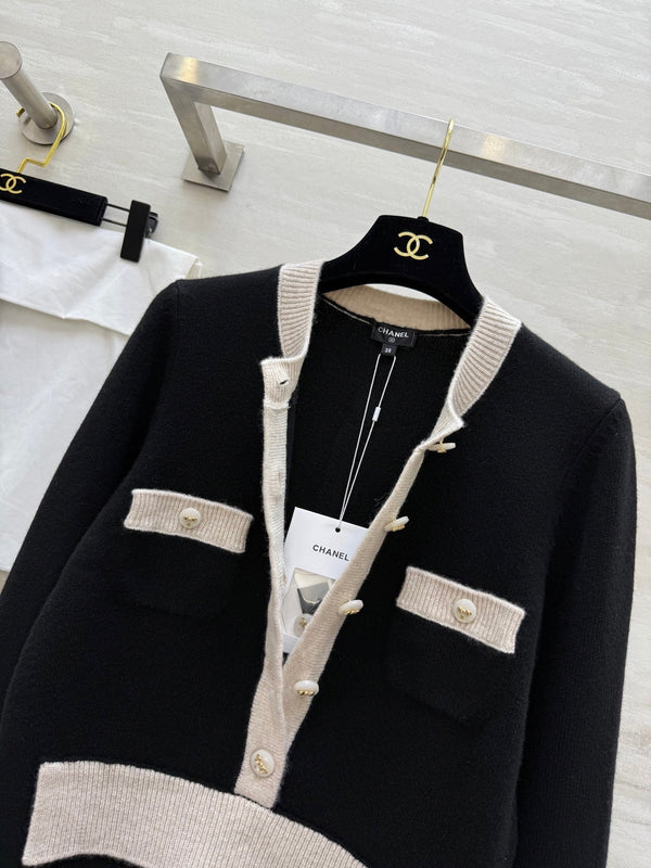 Chanel 2025 Ensemble deux pièces Cardigan Veste Laine Cachemire Noir 319528