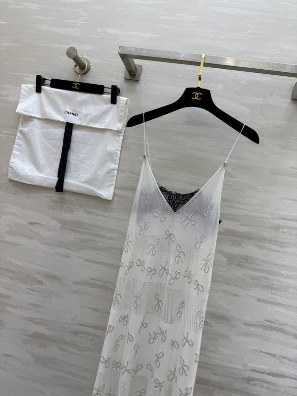 Robe en dentelle brodée jacquard avec nœud en strass CC, coton blanc 346488