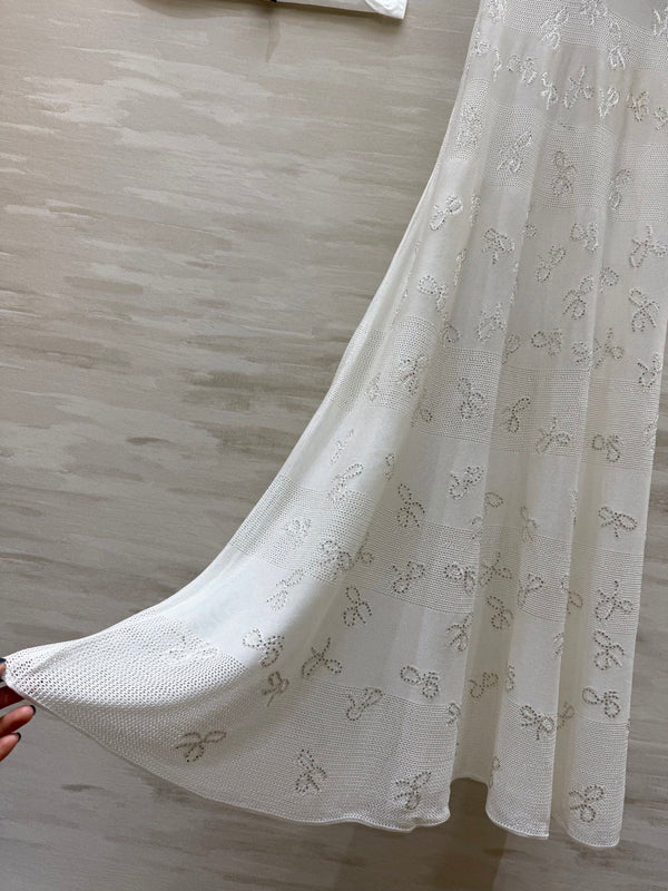 Robe en dentelle brodée jacquard avec nœud en strass CC, coton blanc 346488
