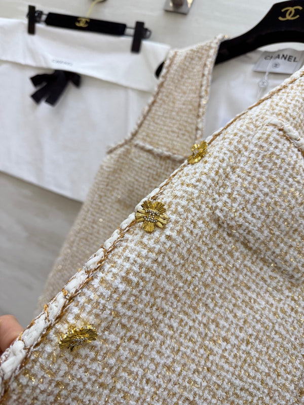 CC 26S Gilet croisière en tweed beige et fil doré