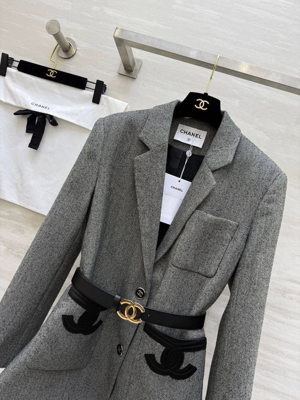 CC 26s Blazer cintré en laine mélangée grise 352329