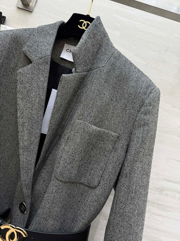 CC 26s Blazer cintré en laine mélangée grise 352329