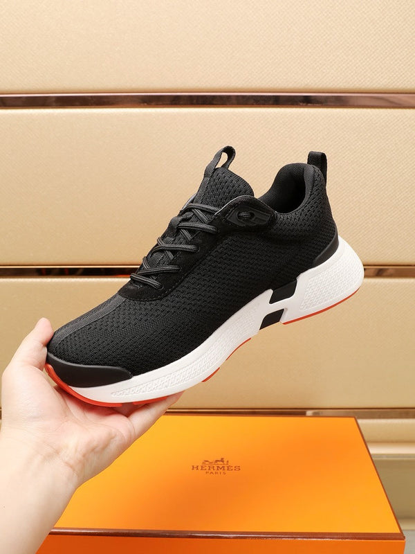 HM HUGO SNEAKER BLACK AND WHITE BREATHABLE FABRIC