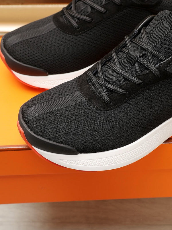 HM HUGO SNEAKER BLACK AND WHITE BREATHABLE FABRIC