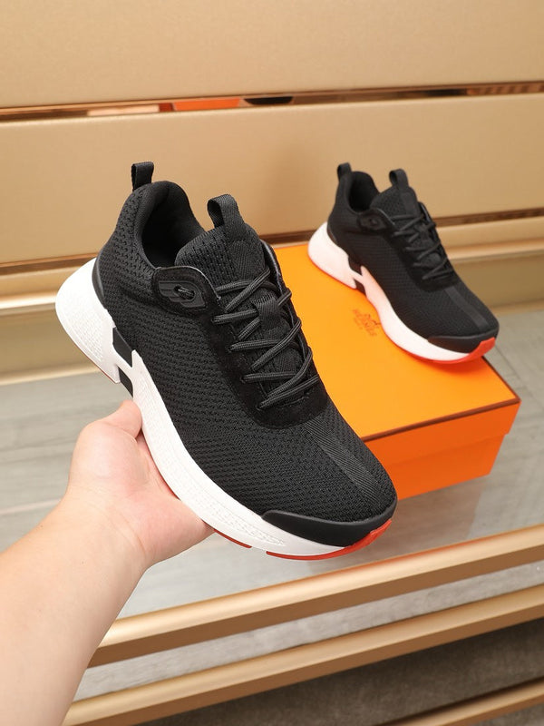 HM HUGO SNEAKER BLACK AND WHITE BREATHABLE FABRIC