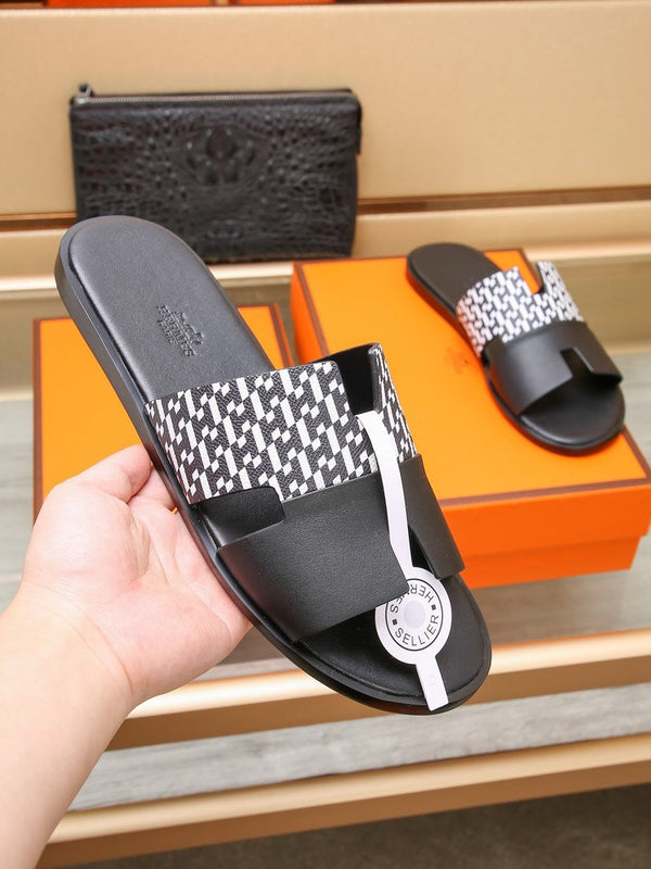 HM IZMIR SANDAL BLACK AND WHITE CALFSKIN