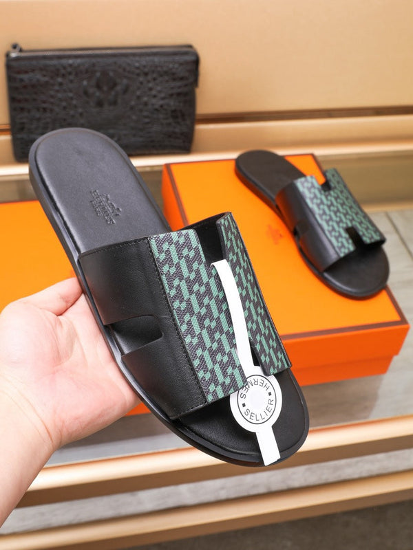 SANDALO HM IZMIR IN PELLE DI AGNELLO NERA E ZAFFIRO