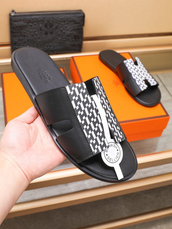 HM IZMIR SANDAL BLACK AND WHITE LAMBSKIN