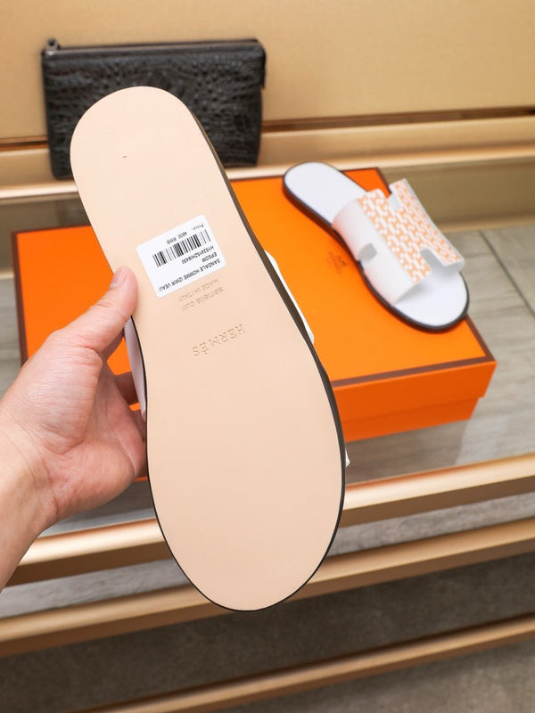 HM IZMIR SANDAL WHITE AND TANGERINE LAMBSKIN