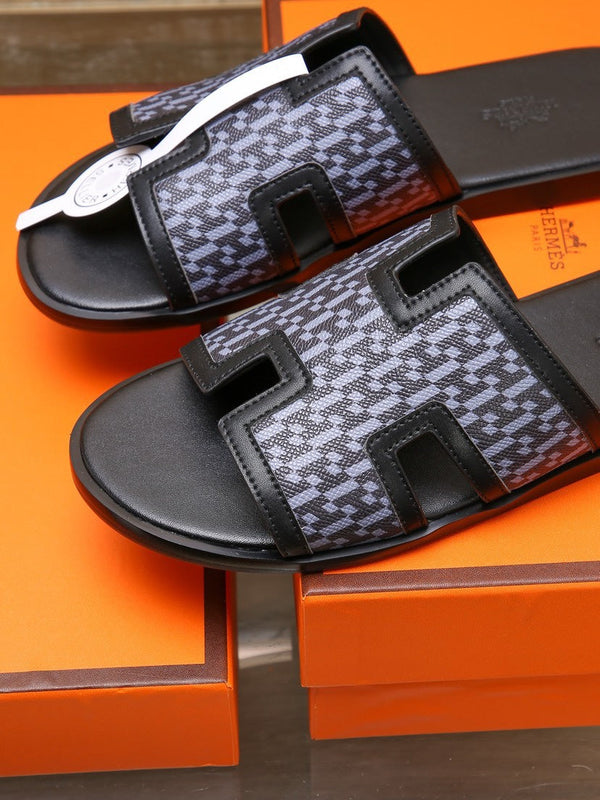 HM ORAN SANDAL BLACK AND LAVENDER LAMBSKIN