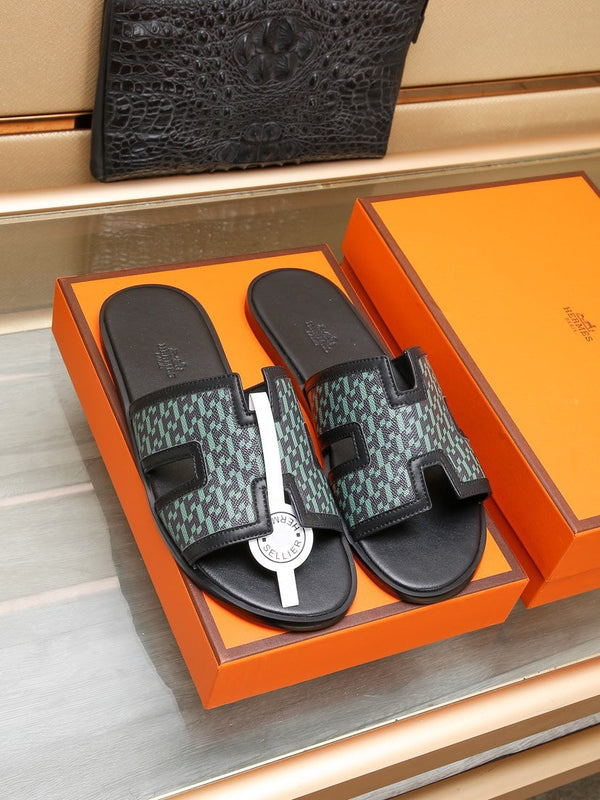 HM ORAN SANDAL BLACK AND SAPPHIRE LAMBSKIN