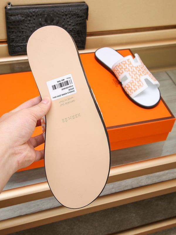 HM ORAN SANDAL WHITE AND TANGERINE LAMBSKIN