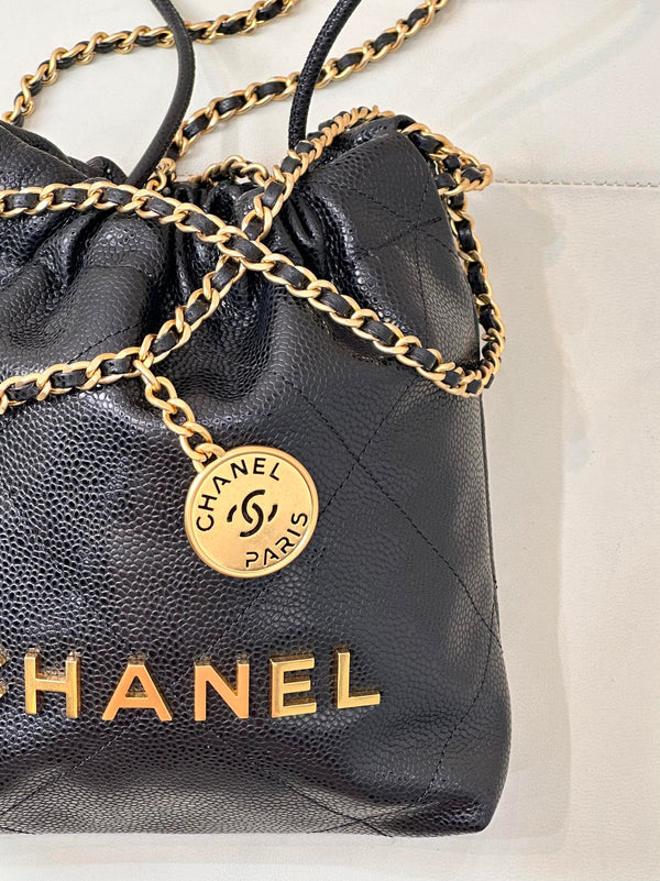 CC 22 Hobo Bag 19cm Black Grained Calfskin Gold Hardware