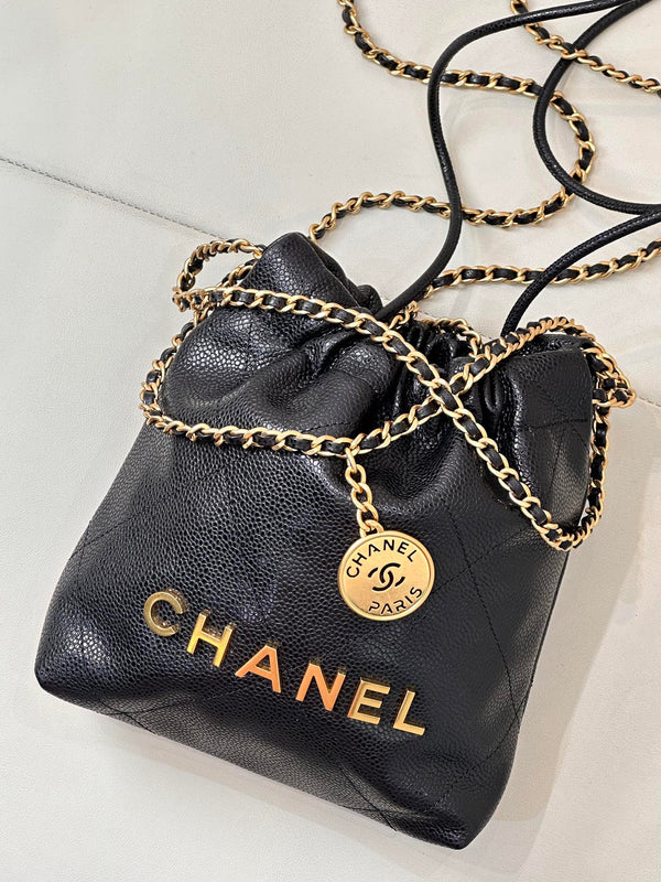 CC 22 Hobo Bag 19cm Black Grained Calfskin Gold Hardware