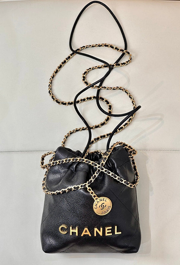 CC 22 Hobo Bag 19cm Black Grained Calfskin Gold Hardware