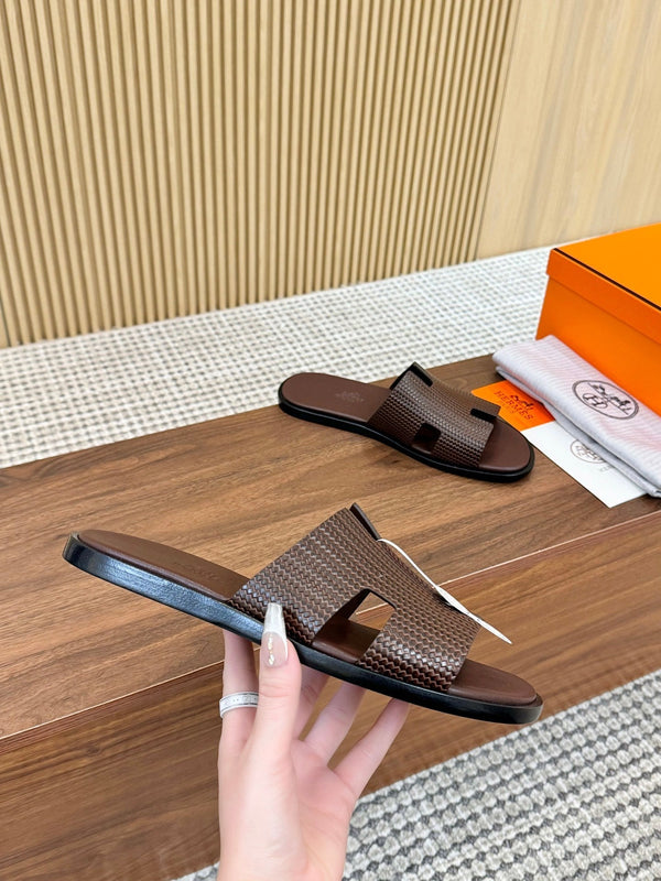 Sandalo HM Izmir in pelle marrone scuro rosa 294340