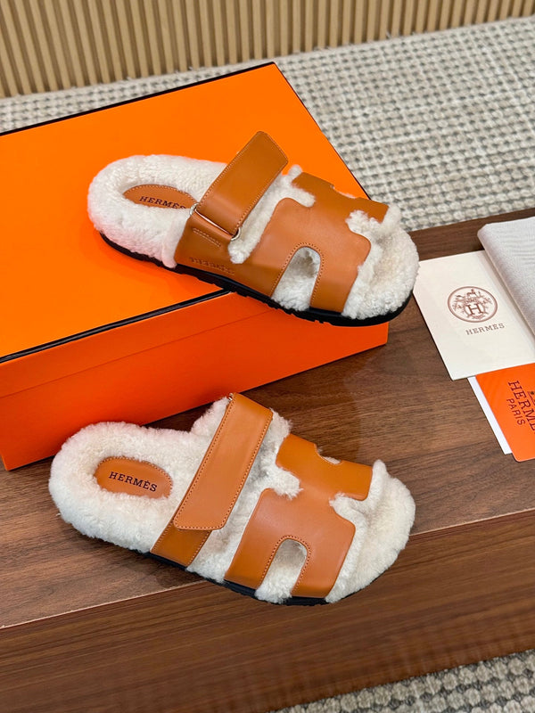 HM Chypre Sandal Burnt Orange Mix White Wool And Cowhide Lining 543687