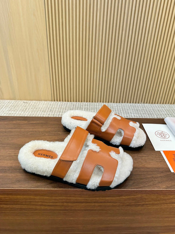 HM Chypre Sandal Burnt Orange Mix White Wool And Cowhide Lining 543687