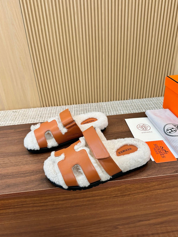 HM Chypre Sandal Burnt Orange Mix White Wool And Cowhide Lining 543687