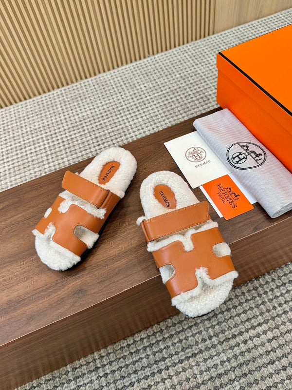 HM Chypre Sandal Burnt Orange Mix White Wool And Cowhide Lining 543687