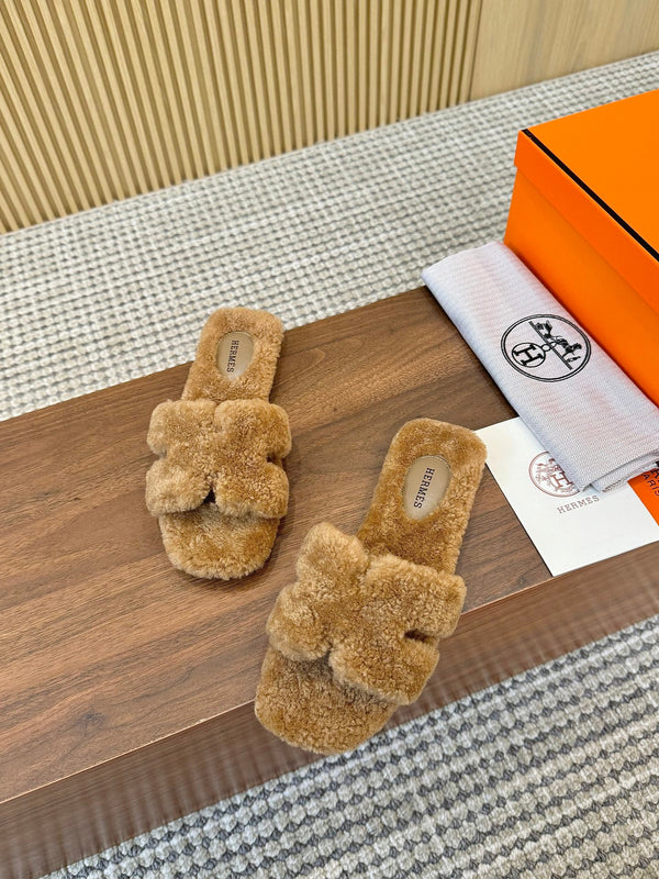 HM Oran Sandal Brown Caramel Wool 543690