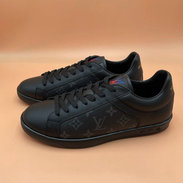 LV RIVOLI BLACK SNEAKER