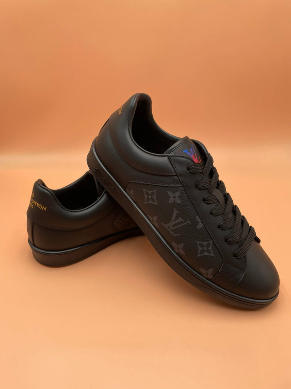 LV RIVOLI BLACK SNEAKER