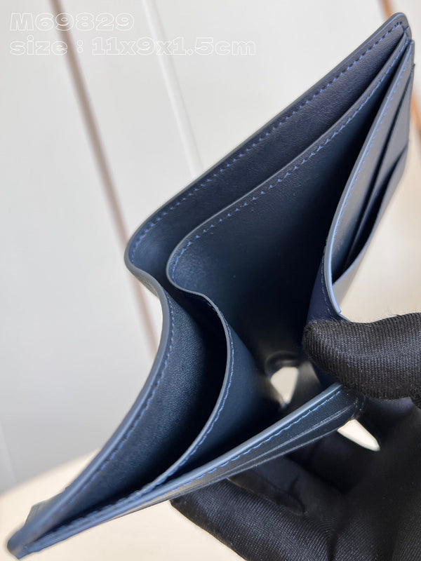 MULTIPLE WALLET AEROGRAM 10CM BLUE CALFSKIN