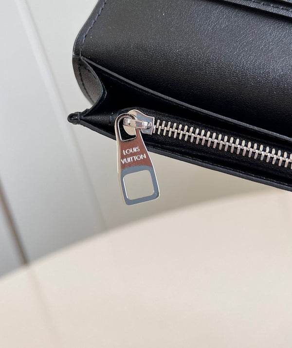 BRAZZA WALLET 19CM BLACK CALFSKIN