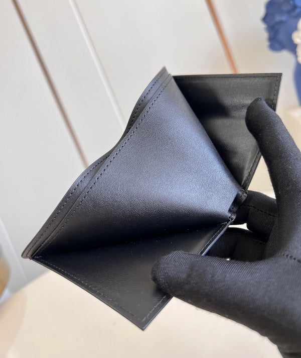 MULTIPLE WALLET 10CM BLACK CALFSKIN