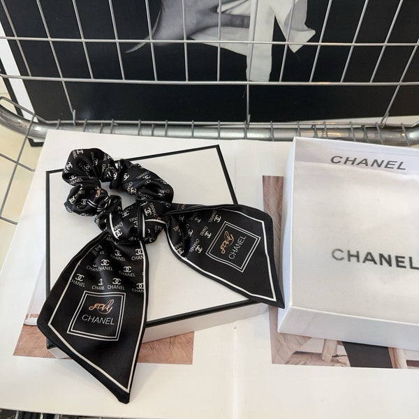 BLACK SILK SCRUNCHIES 432899