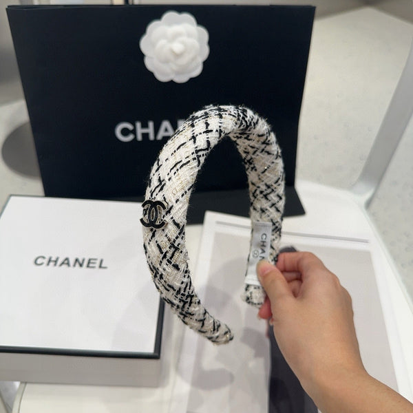Chanel 26s Headband 228608