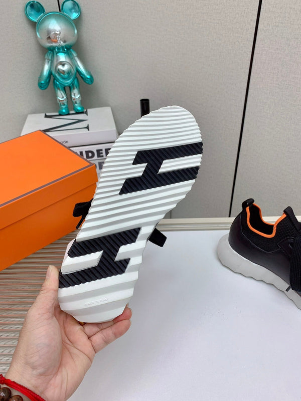 HM Depart Slip-on Sneaker In Black Woven Fabric 106328