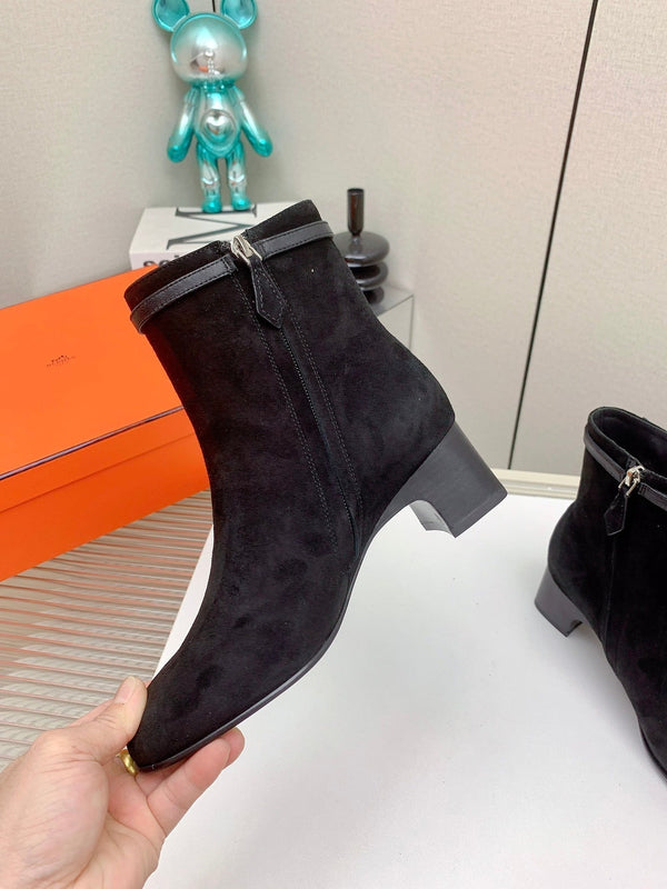 HM Imperial 50 Ankle Boot Black Suede 971342